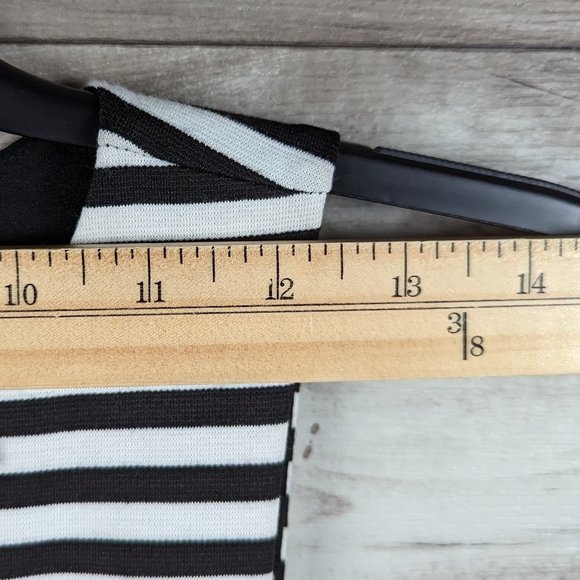 Forever 21* Women's Sleeveless Boat Neck Half Zipper Back Midi Dress~Size Medium - Picture 7 of 13